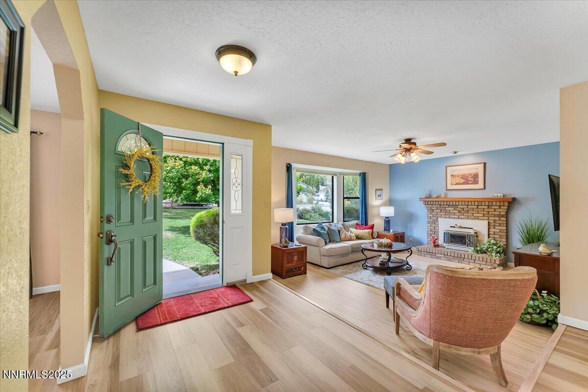 Image 4: 04-3717 Timberline Dr Carson City NV 897