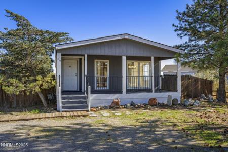 216 Garnet Circle