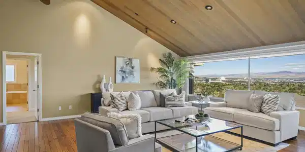 2220 Schooner Circle