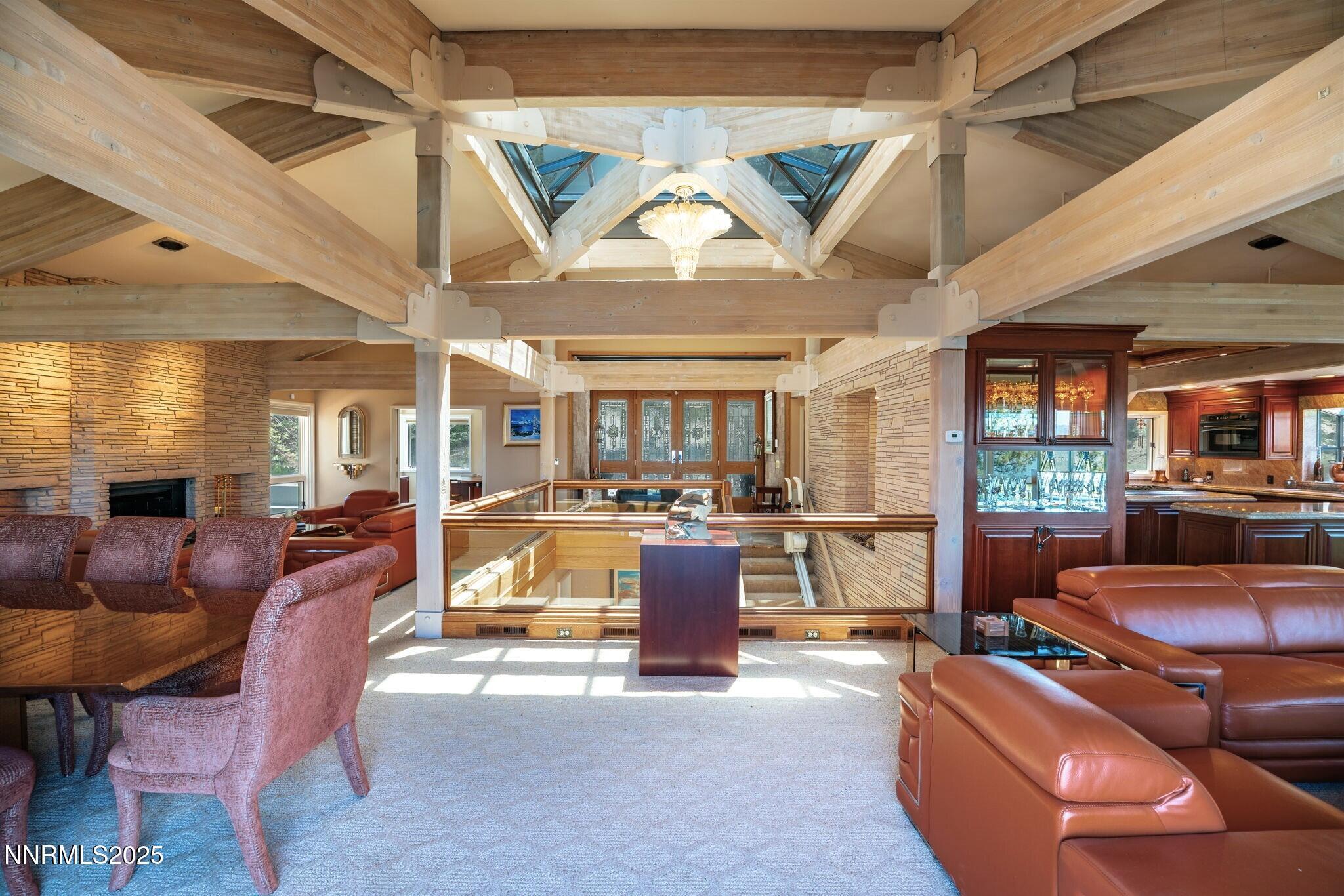 Image 3: Great Rm