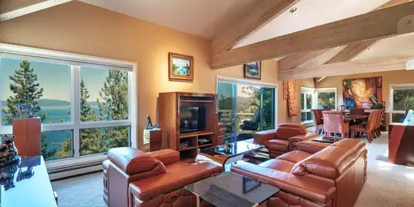 Image 4: Great Rm
