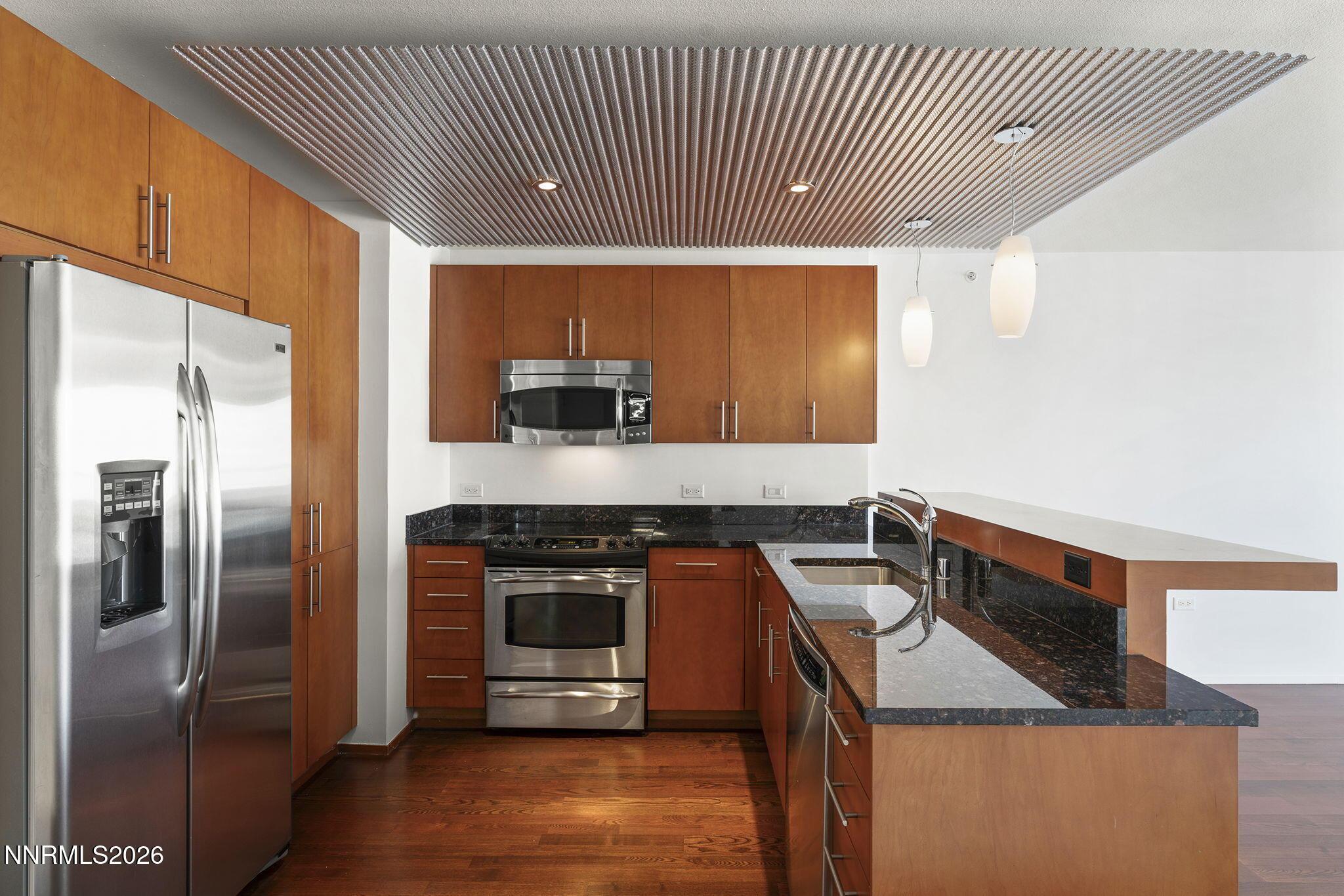 Image 4: 4-web-or-mls-_DSC6315