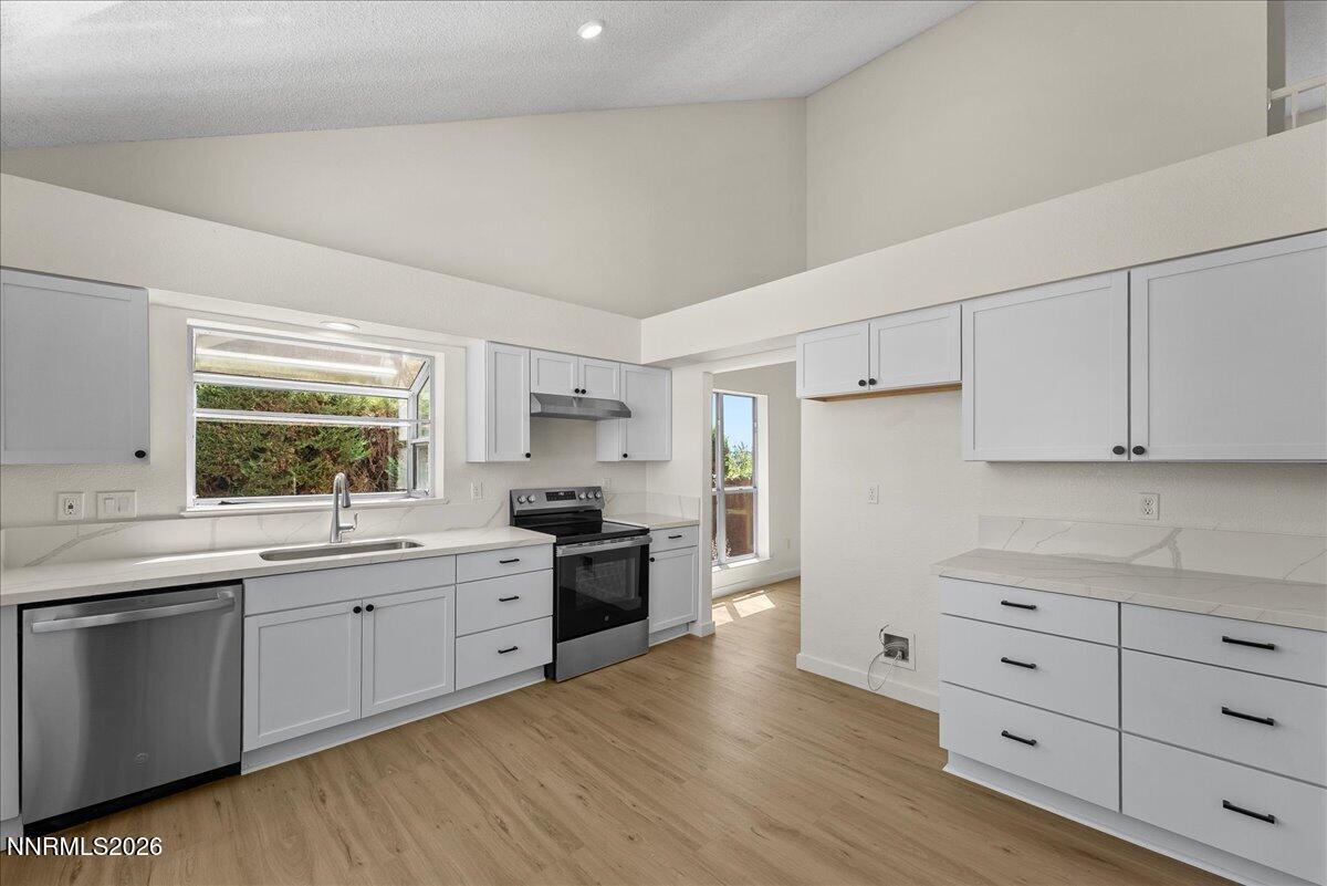 Image 3: 29-4506 Canyon Ridge Lane Reno NV 89523