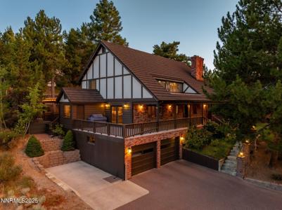 2820 Sagittarius Drive