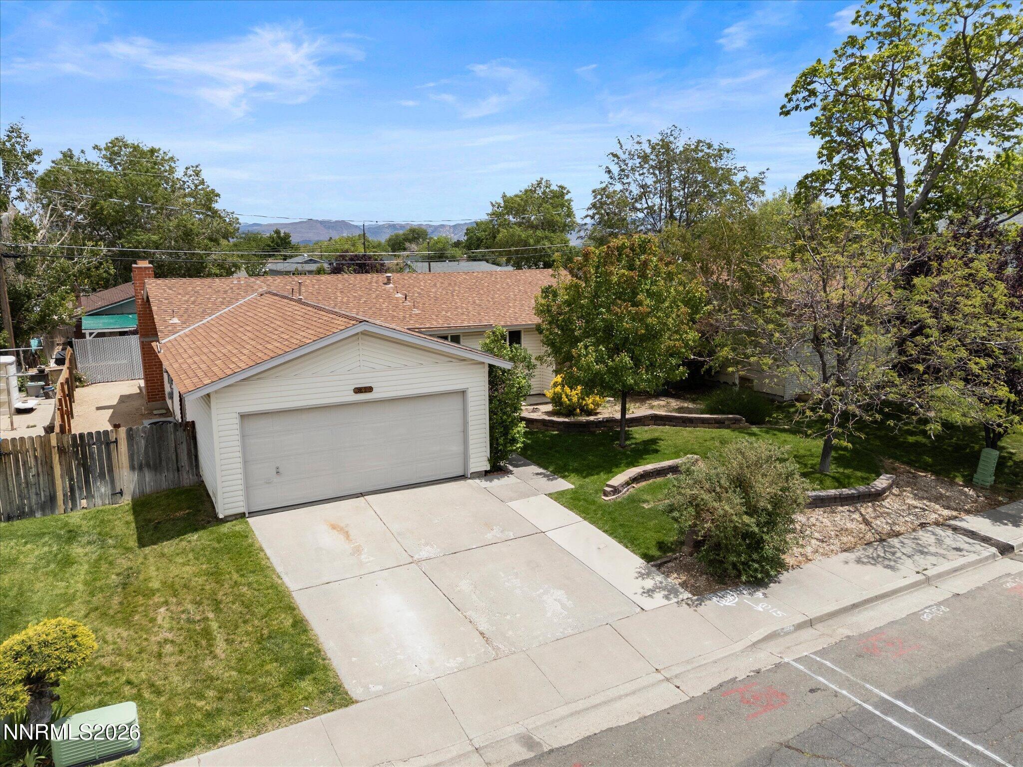 Image 3: 58-640 Nancy Cir-157