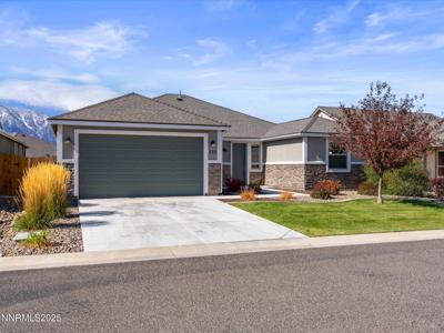 770 E Cottage Loop