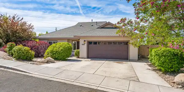930 Demos Court