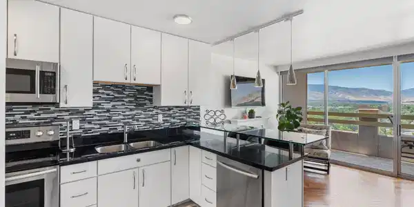 100 N Arlington Avenue