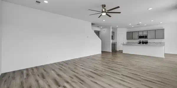 Image 4: 5-web-or-mls-725-kess-way
