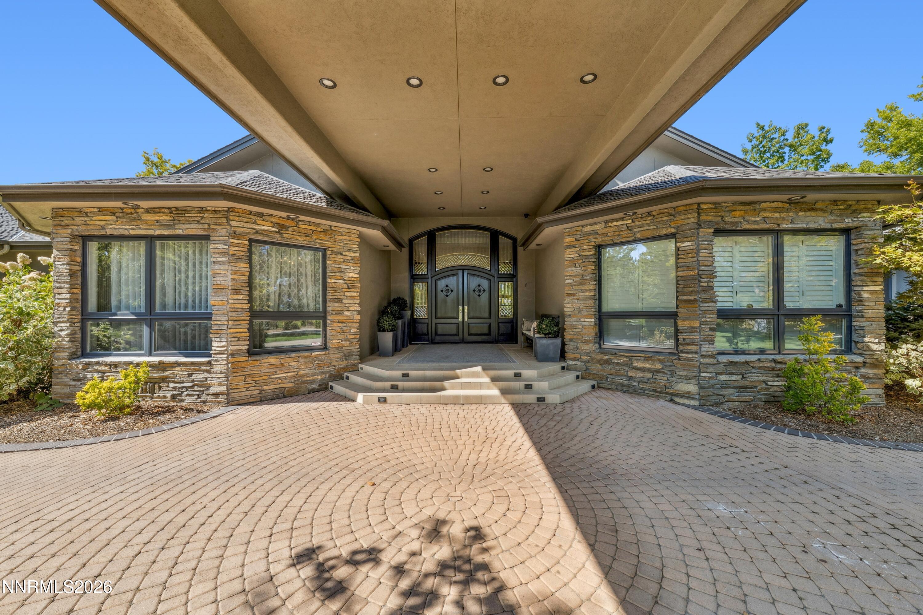 Image 2: front