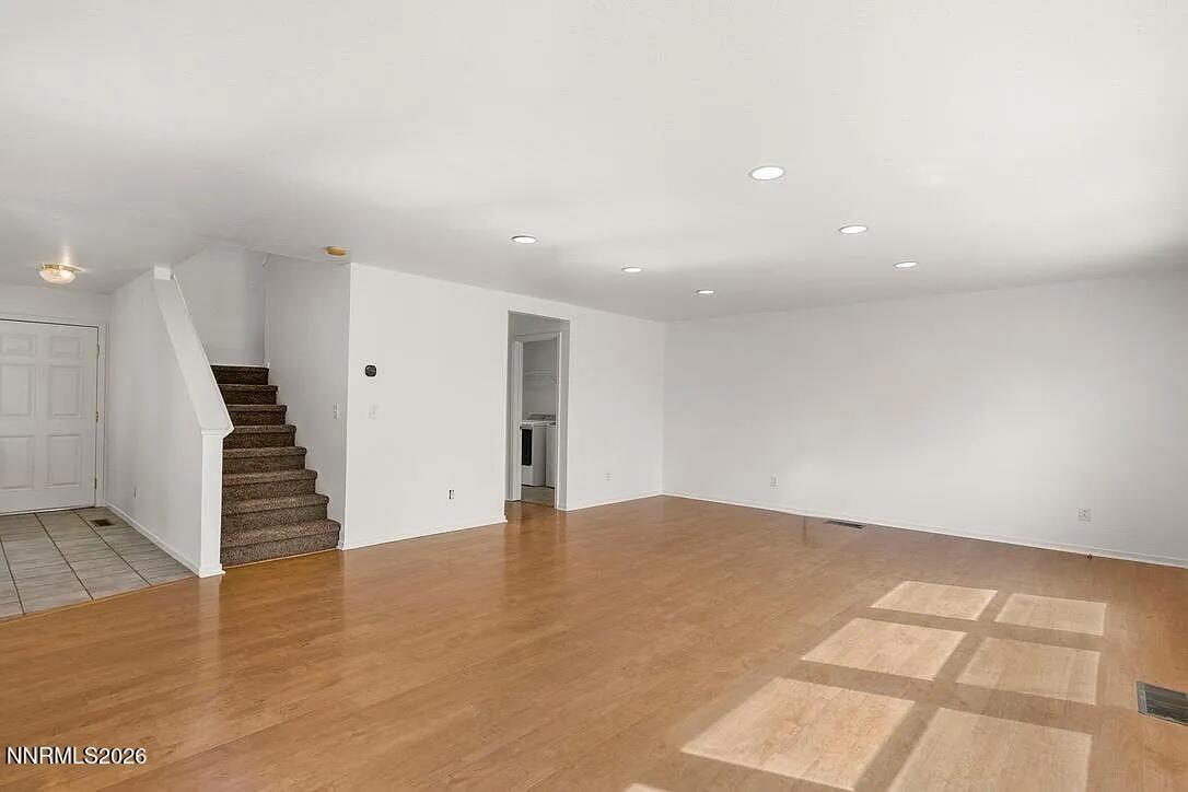 Image 2: Living room