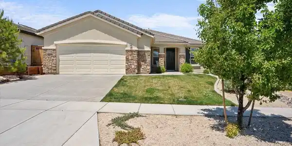 9225 Sassafras Trail