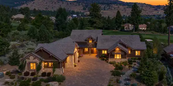 5675 Alpinista Circle