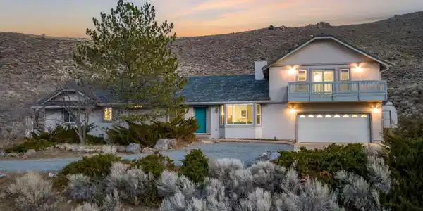 2323 Gentry Lane