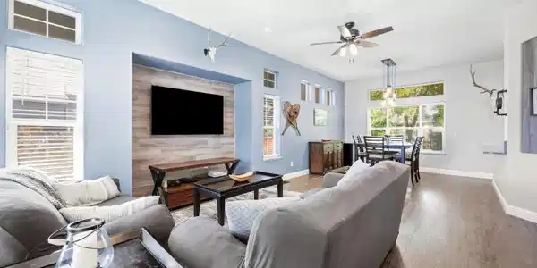 Image 2: Livingroom1