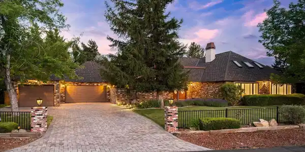 415 Old Washoe Circle