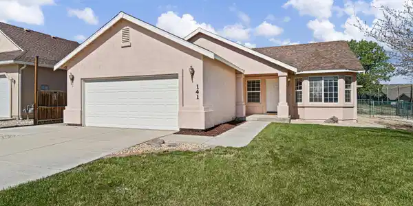 141 Desert Lakes Drive