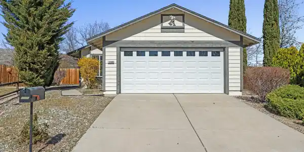 1285 Moon Ridge Circle