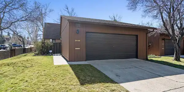2008 Sunburst Way