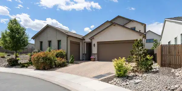 Image 2: 1-web-or-mls-904 Iron River-48