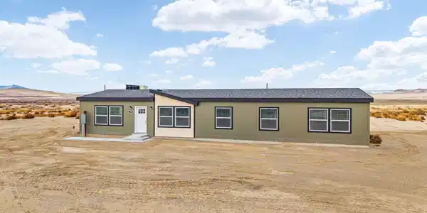 6225 Sand Creek Circle