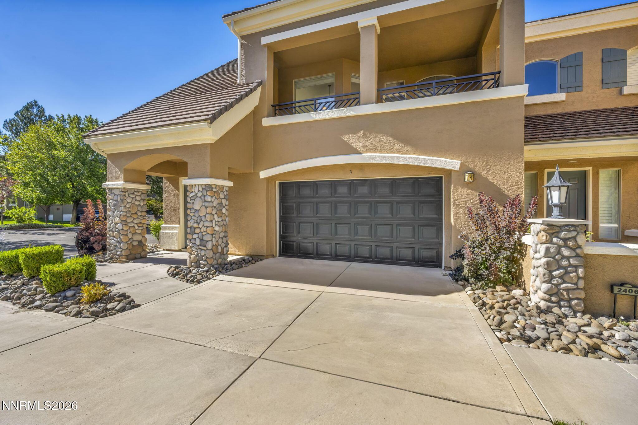 Image 4: 2-web-or-mls-9900-wilbur-may-pkwy-2403