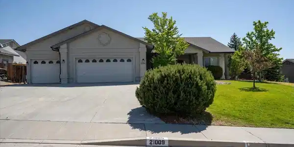 Image 2: 37-21009 9 Mile Ct Reno NV 89508 (37 of