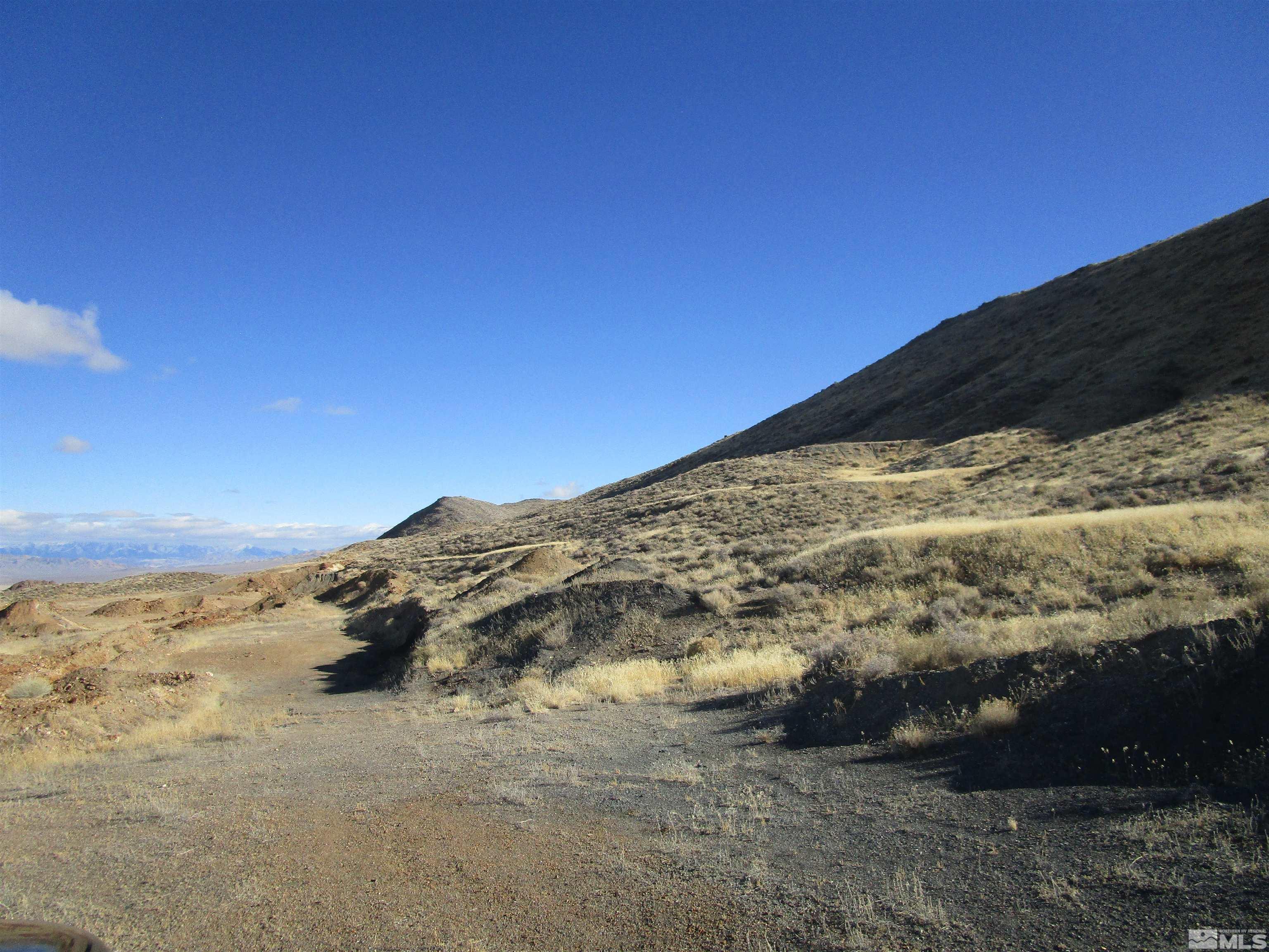 Image 1: Photo 1