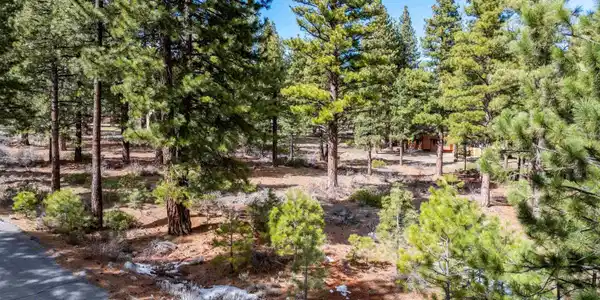 17065 Evergreen Hills Drive