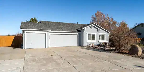 3124 Manzana Court