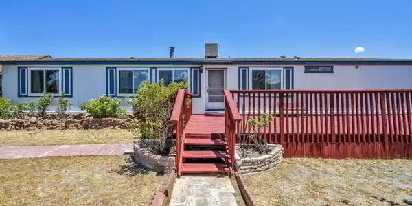 Image 4: 1-web-or-mls-1330-clifford-dr