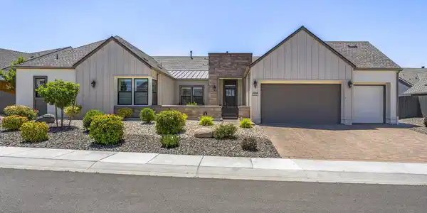 3020 Feathertop Drive