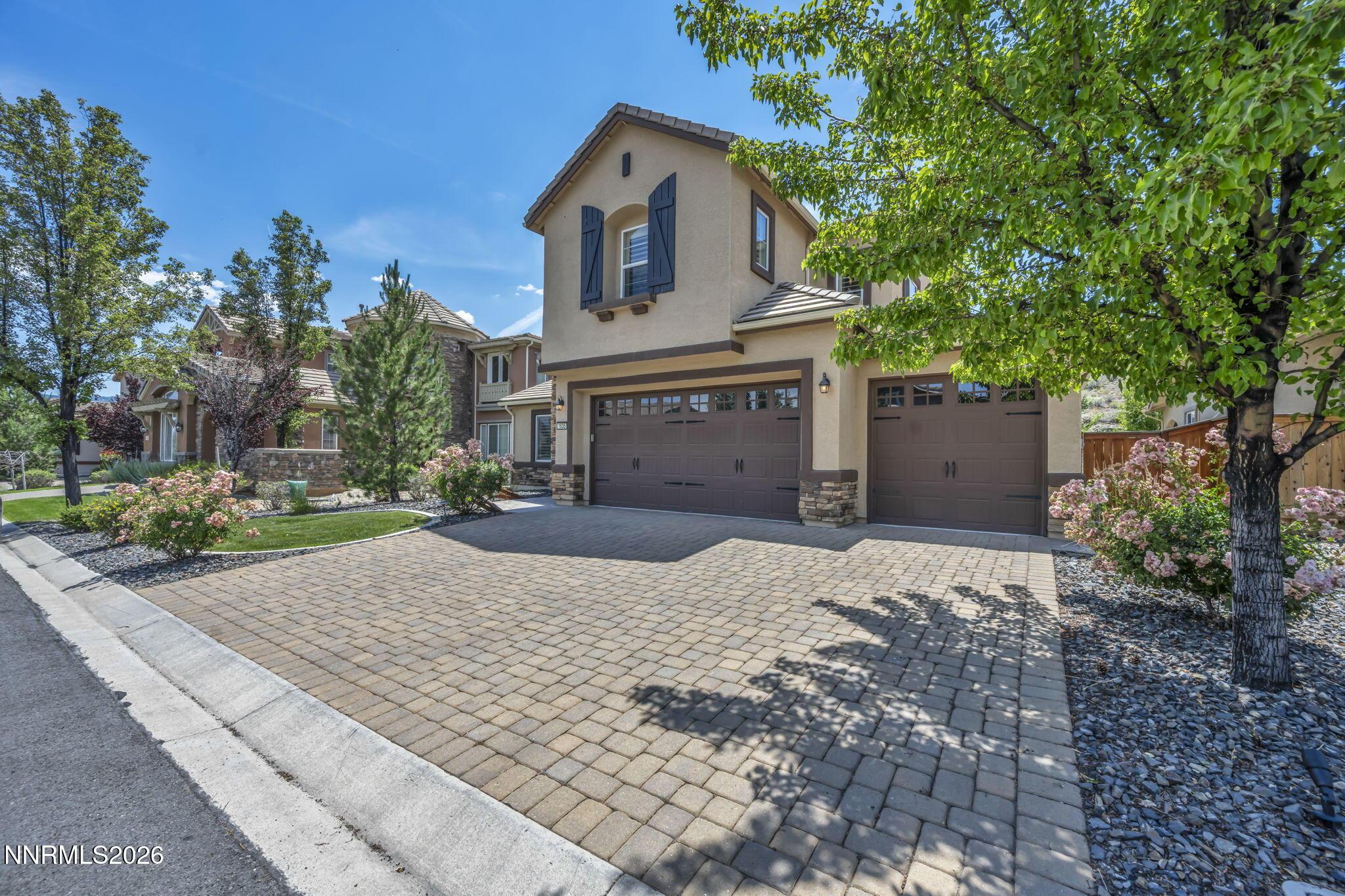 Image 4: 4-web-or-mls-1635-crescent-pointe-way