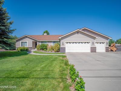 2556 Henning Lane