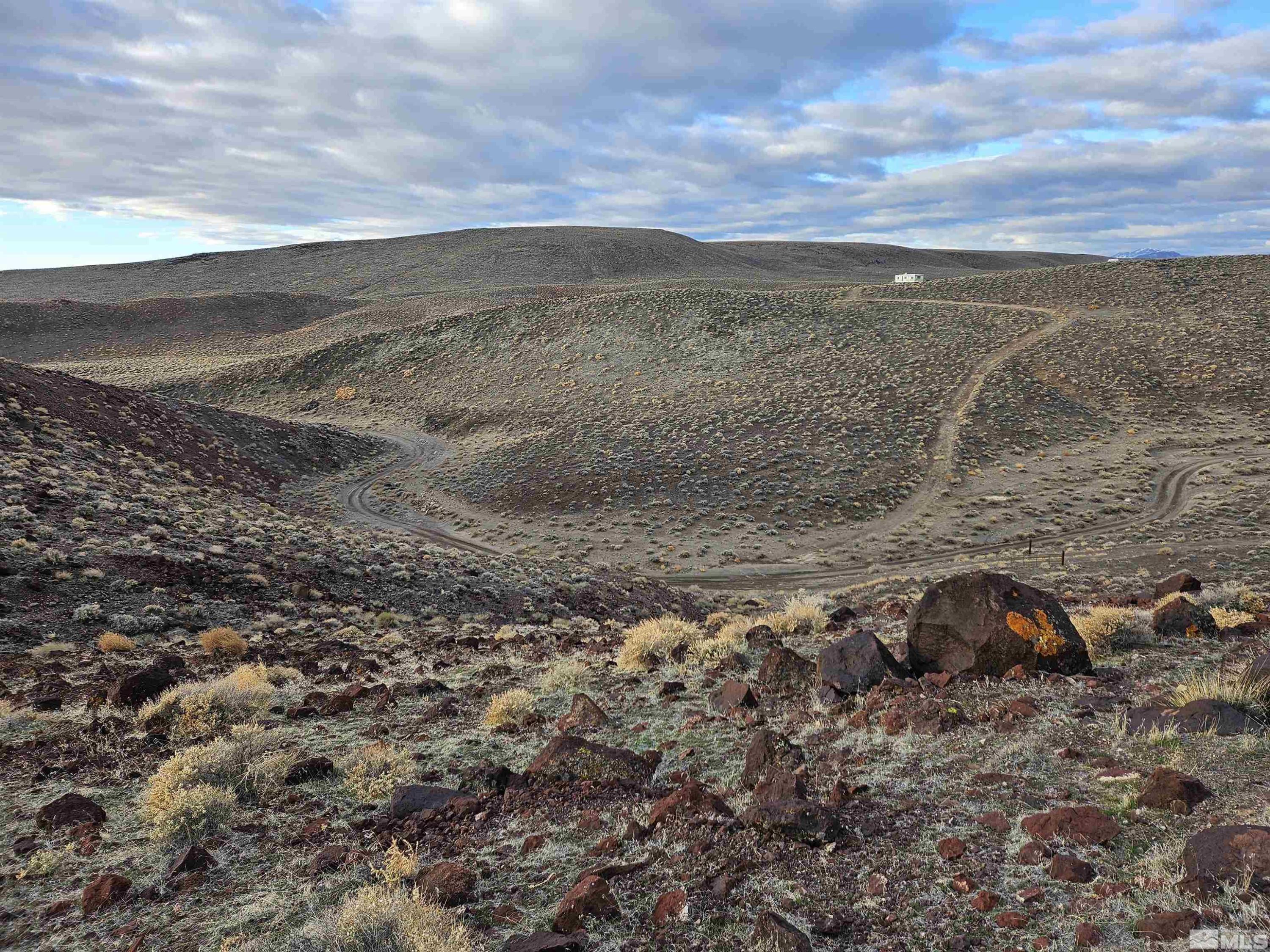 Image 1: Photo 1