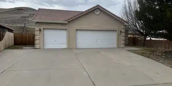 6761 N Drexel Drive