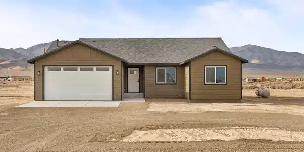 665 Emerald Lane