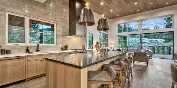 Image 4: Photo 4