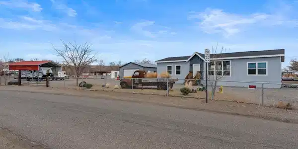 5400 Navajo Trail