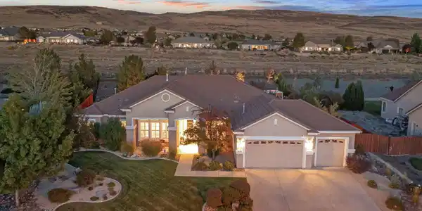 7424 Desert Plains Drive