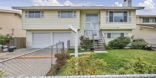 3035 Everett Drive