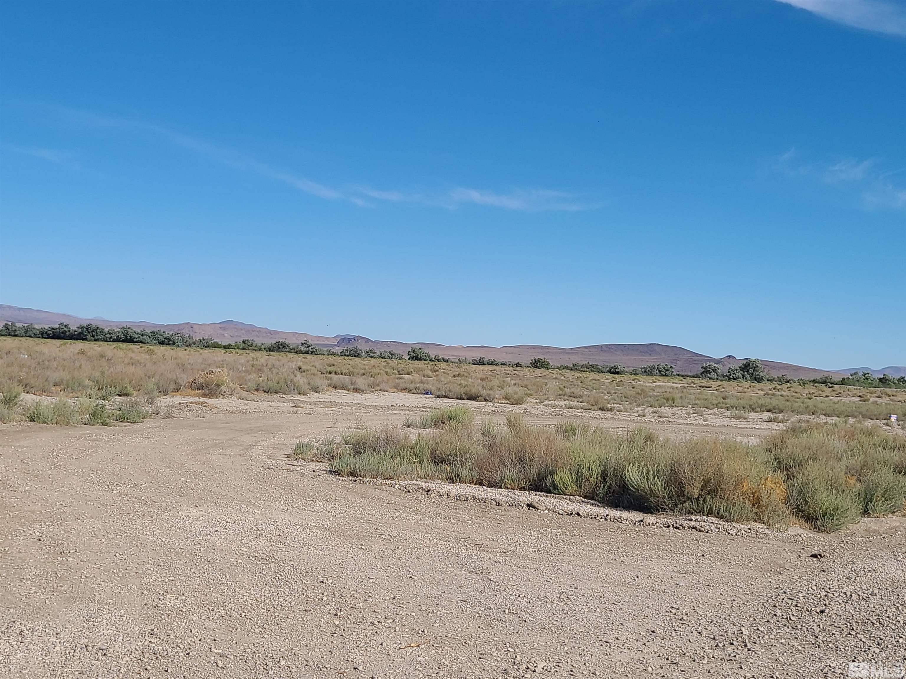 Image 1: Photo 1