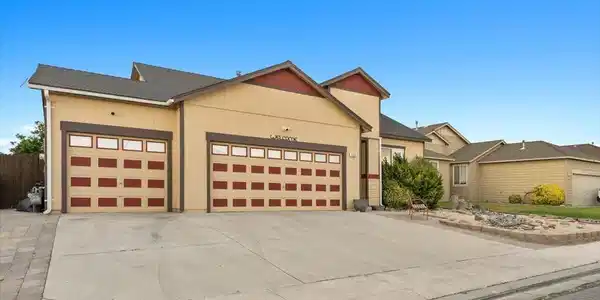 1351 Shadow Lane