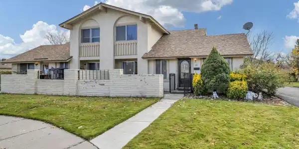 59 Condor Circle