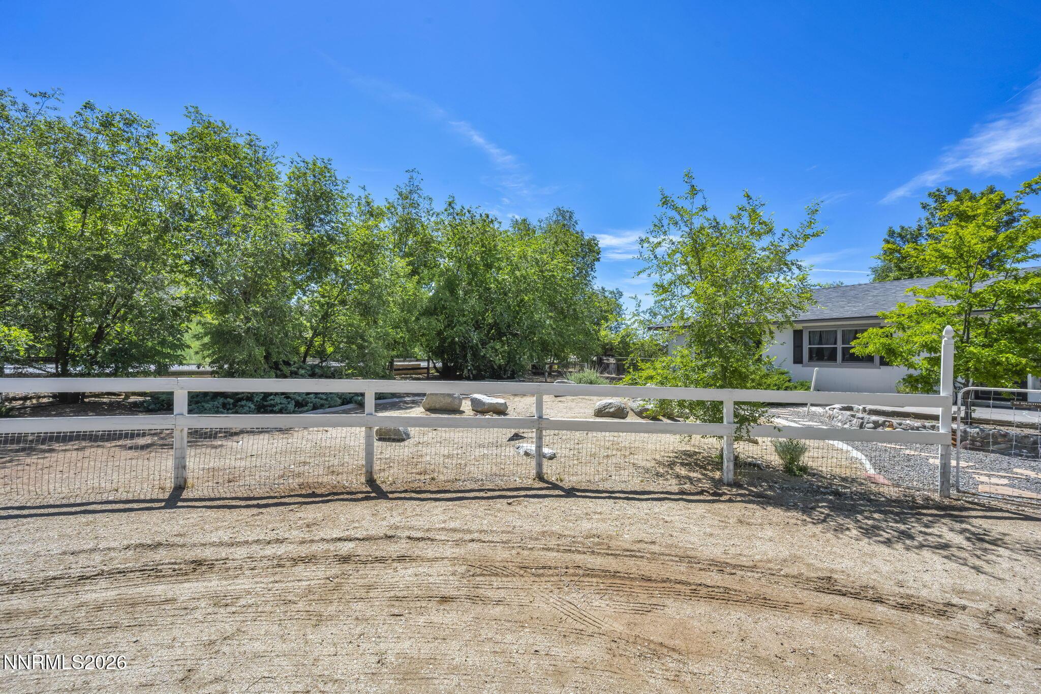 Image 4: 29-web-or-mls-3110-indian-ln