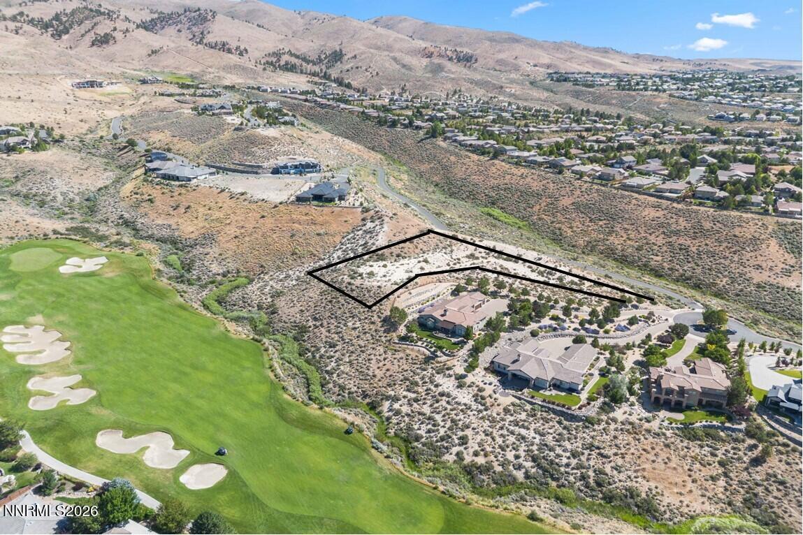 Image 3: Lot 2 with borders