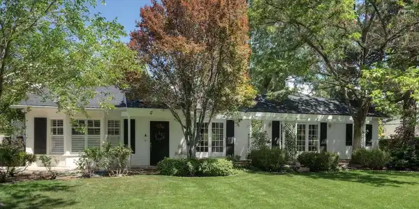 275 Urban Road