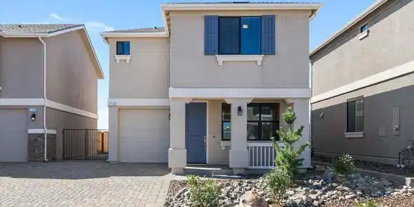 1176 Arrastra Road