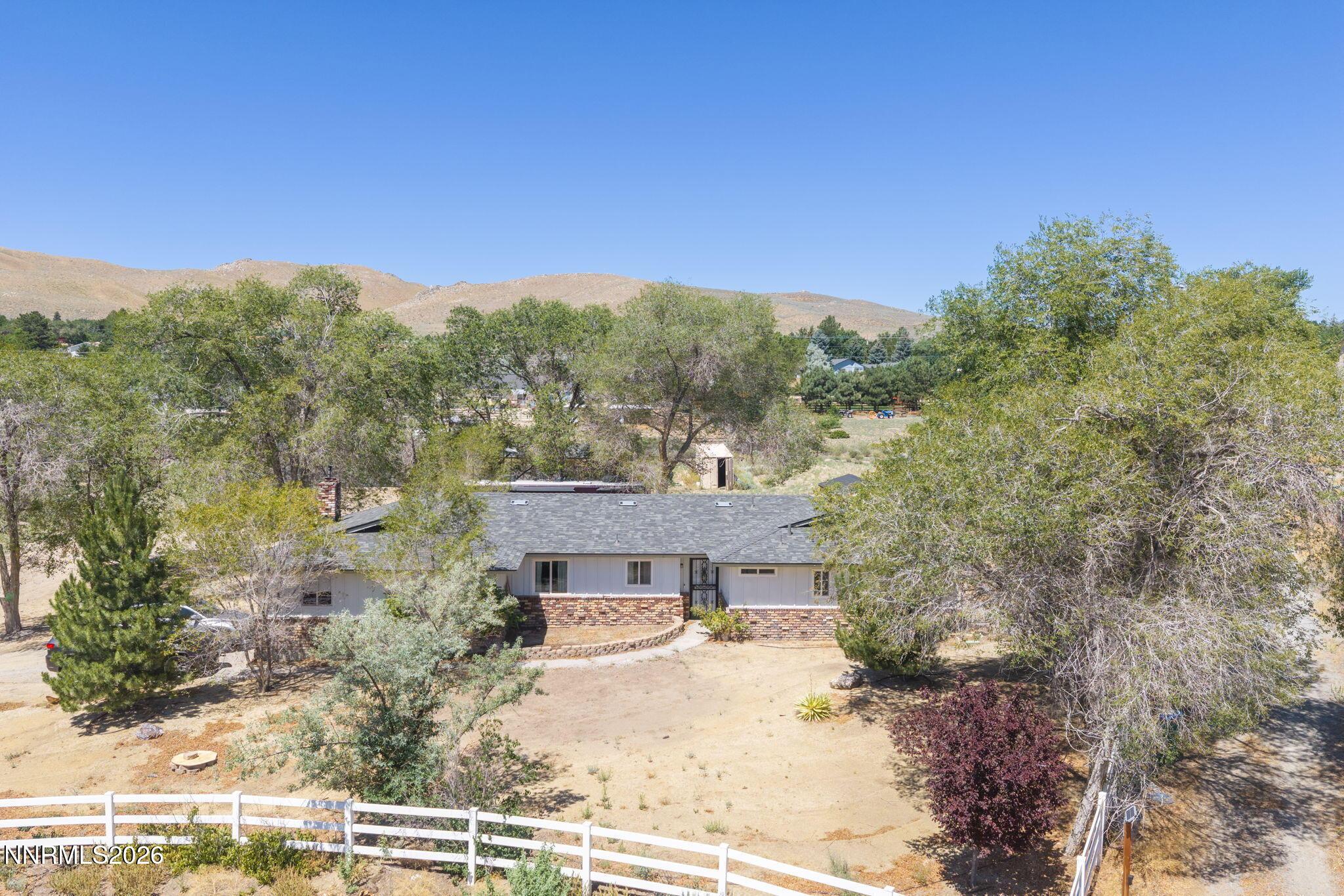 Image 1: 25-web-or-mls-10705 Santa Fe NEW EXTERIO