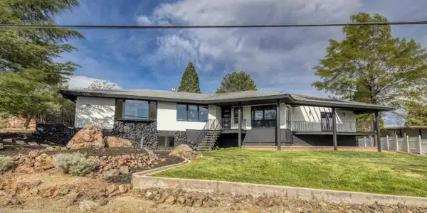 3020 Malapi Way